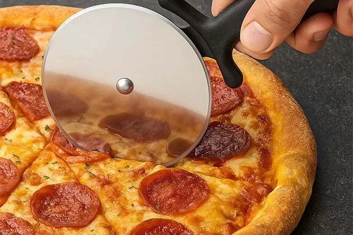 tăietor de pizza de la Scandicrust
