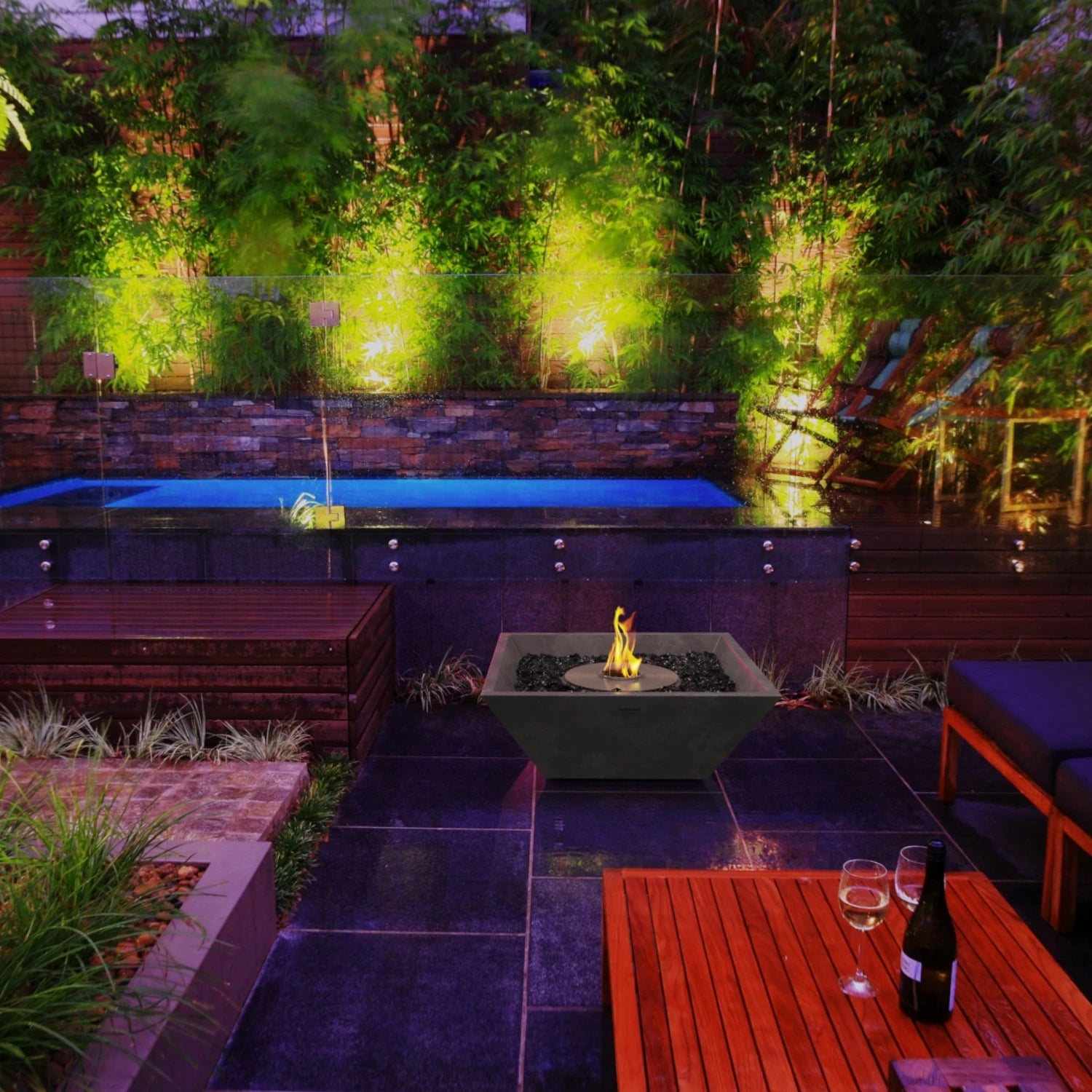 Nova 600 Outdoor Bioethanol Fireplace