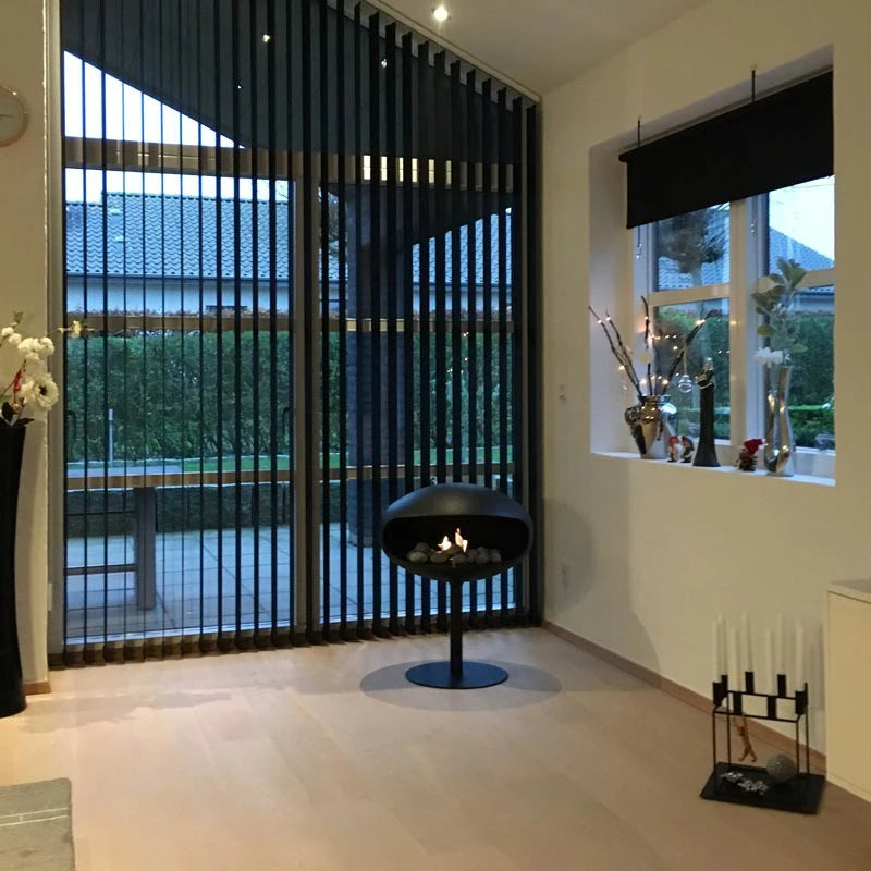Cocoon Pedestal - Negru cu bază neagră