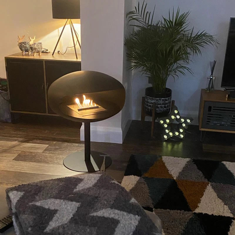 Cocoon Pedestal - Negru cu bază neagră