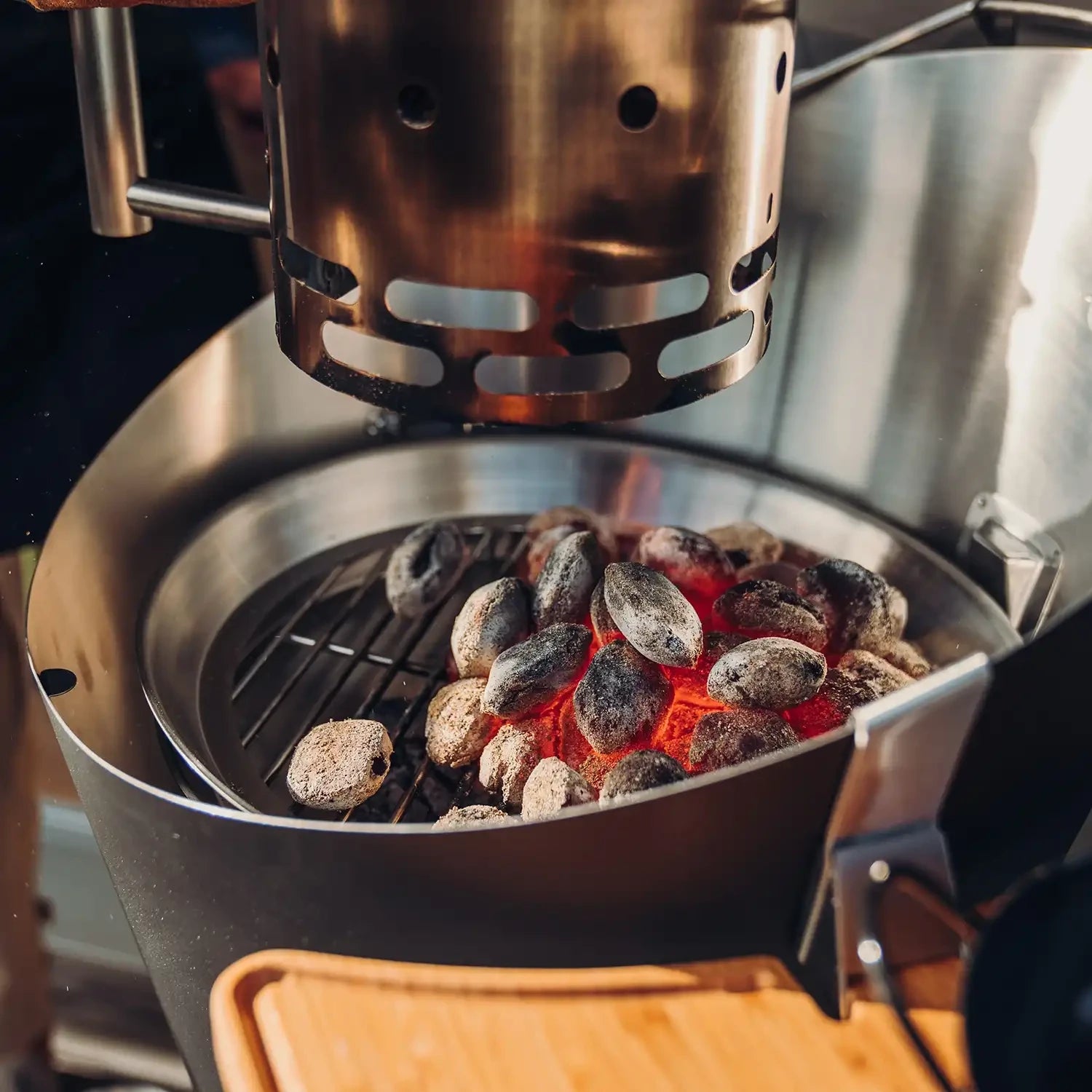 BBQ starter made of stainless steel, designed for quick and efficient ignition.